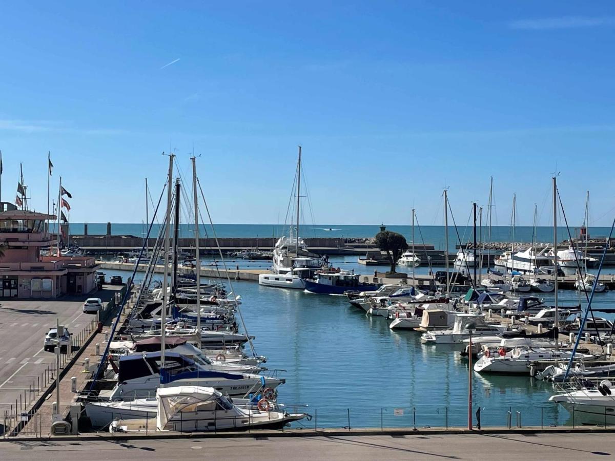 Borgo Damare Nettuno Vista Mare Apartment Exterior photo