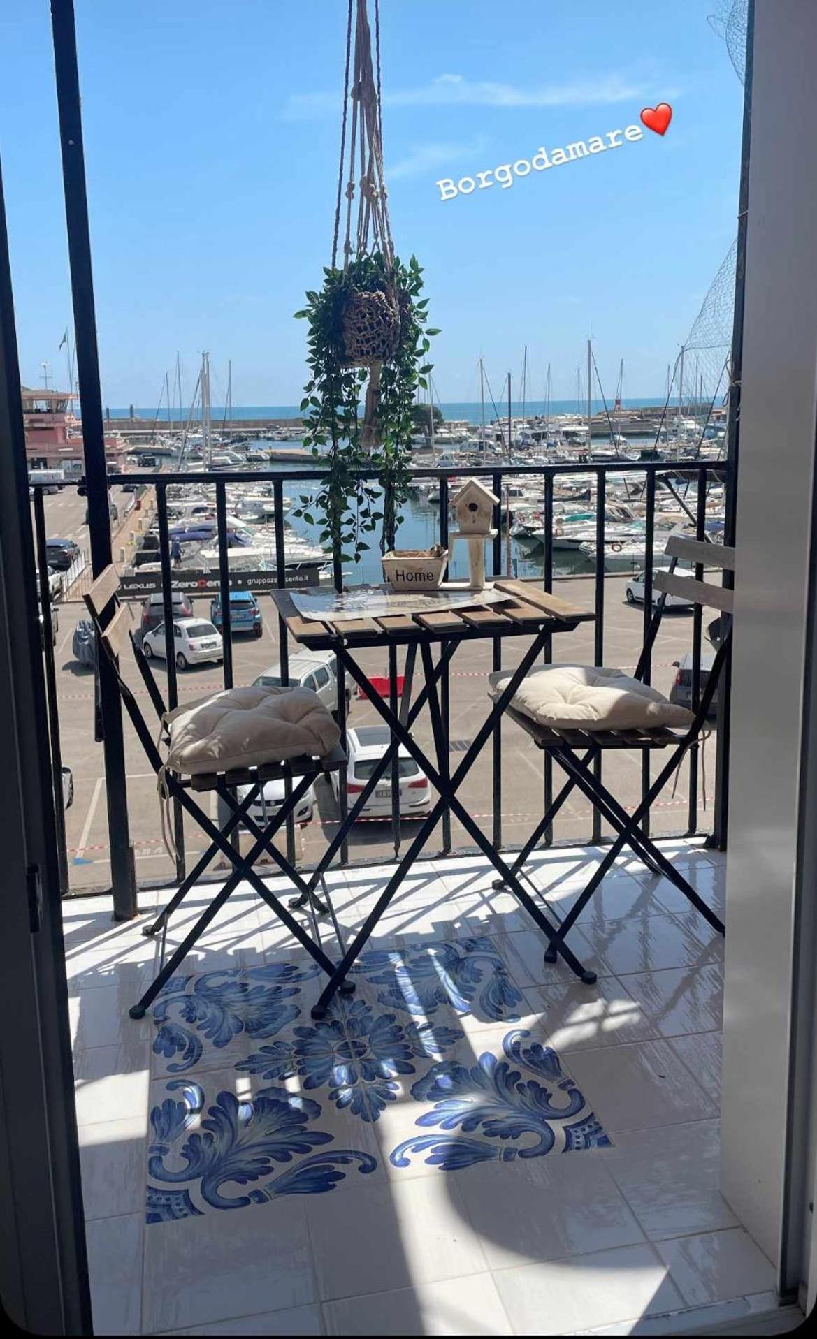 Borgo Damare Nettuno Vista Mare Apartment Exterior photo
